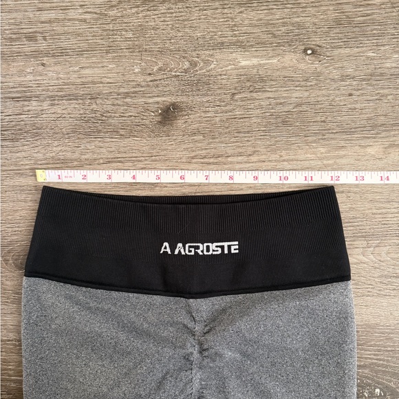 Women’s Black and Gray Striped Leggings - Picture 4 of 4